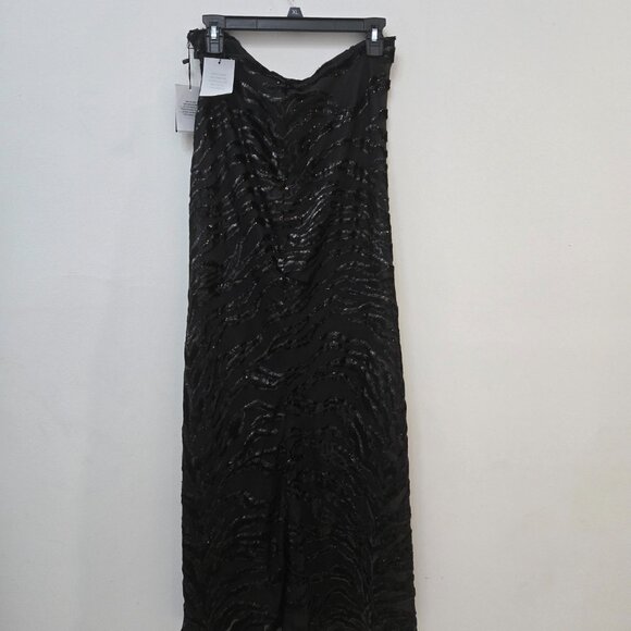✨ NBD “The Mira” Black Sequin Maxi Skirt – Elegant Evening Glam ✨ - Picture 4 of 6